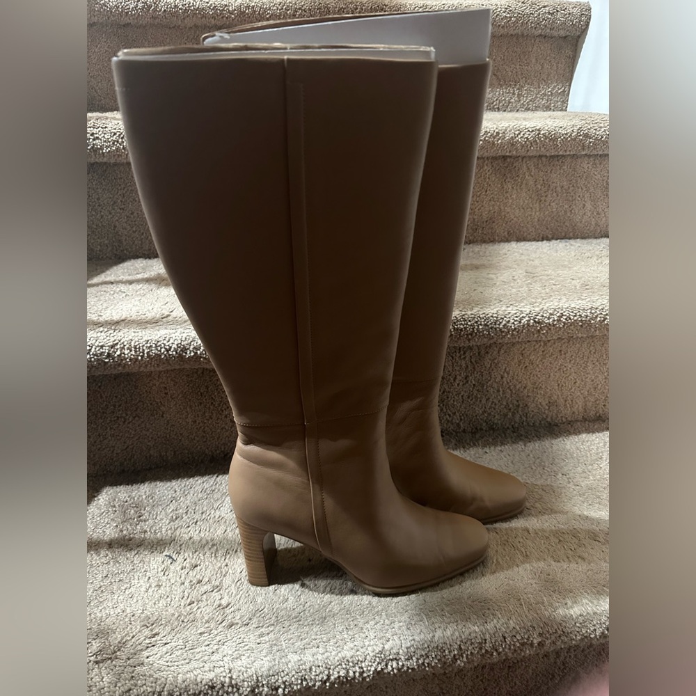 Lord and Taylor Camel Tan Leather Women's Boots. Sz 9 m